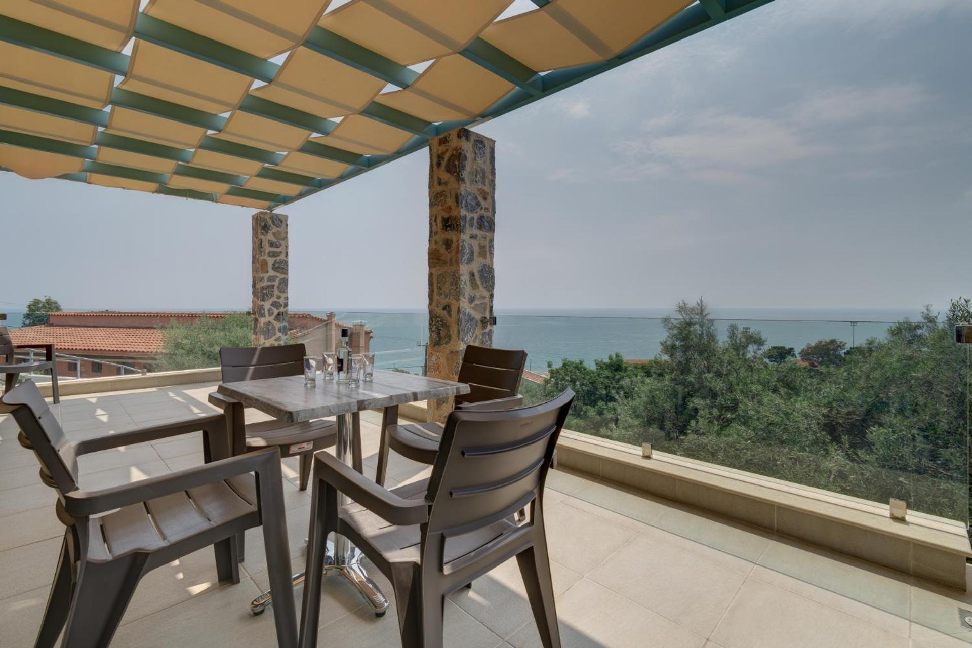 Ouzo Panoramic Houses 2, With Private Pool Plomari Exterior photo